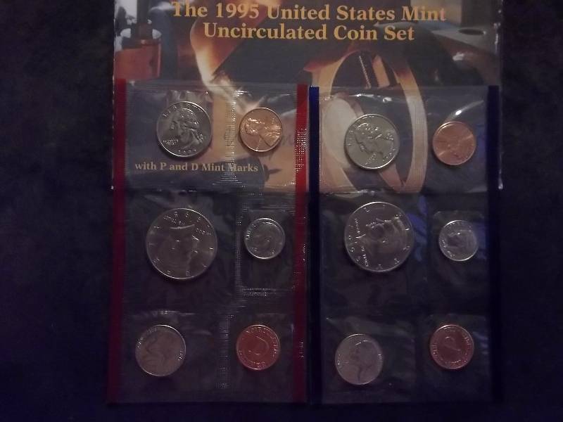 1995 Uncirculated Coin Set P & D
