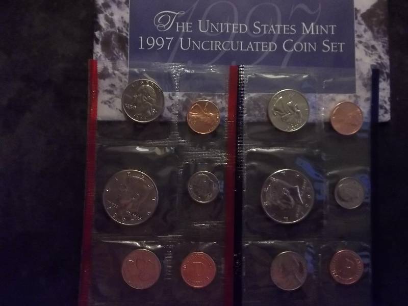 1997 Uncirculated Coin Set P & D