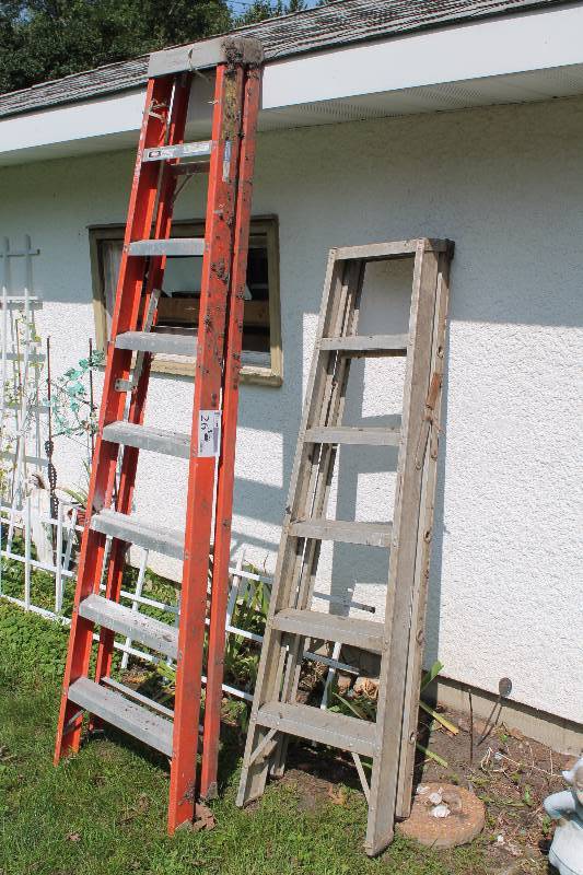 lot 26 image: Lot of (2) Aluminum Fiberglas Ladders Includes 72in., 96in.