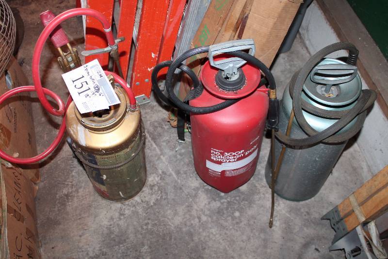 lot 151 image: Lot of (3) Yard Sprayers
