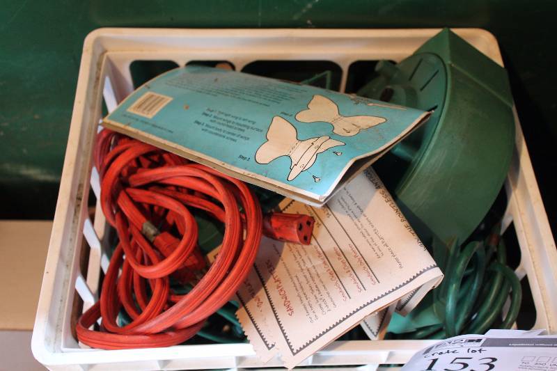 lot 153 image: Extension Cords, Christmas Light Power Stations
