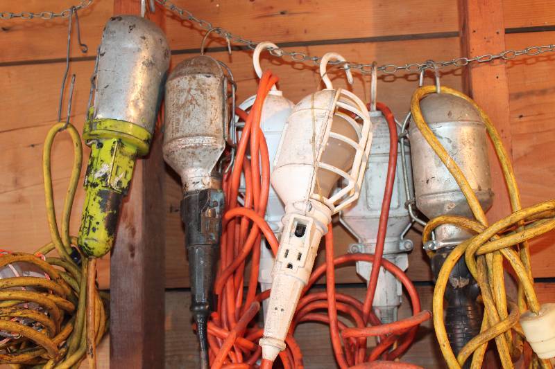 lot 160 image: Lot of (7) Shop Trouble Lights