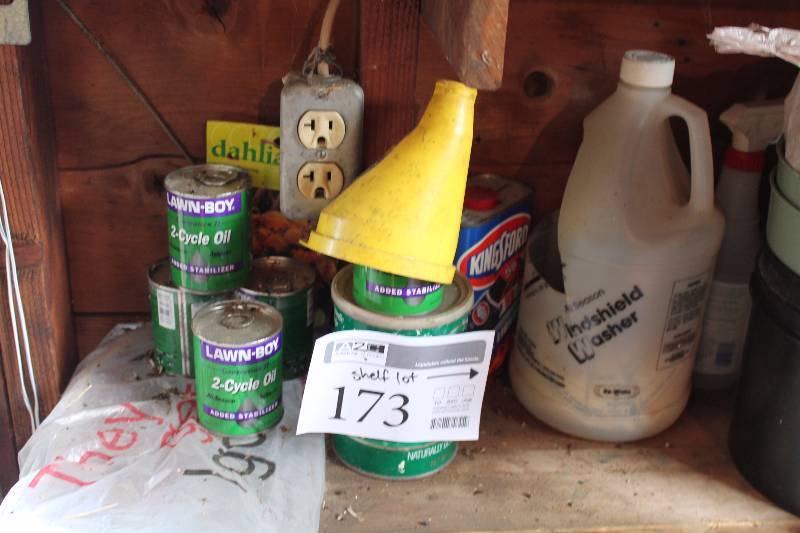 lot 173 image: Yard Chemicals Includes Fertilizer, Weed Killer, And More