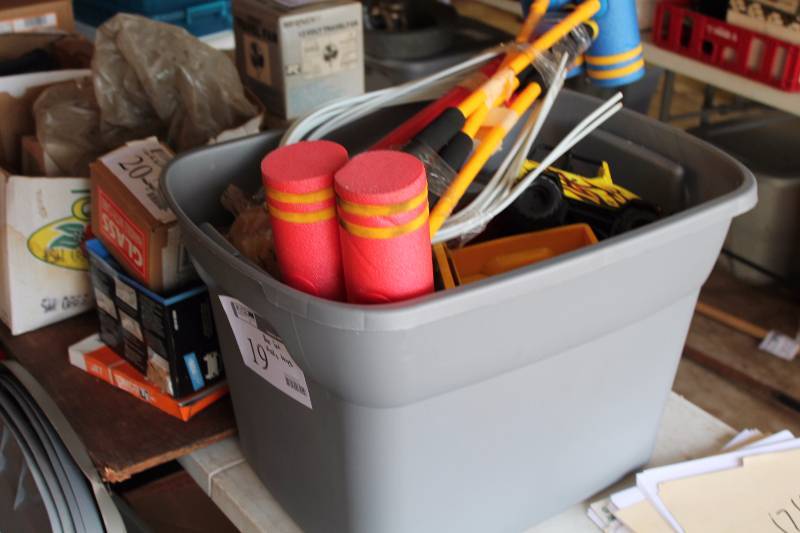 lot 19 image: Bin Lot of Toys