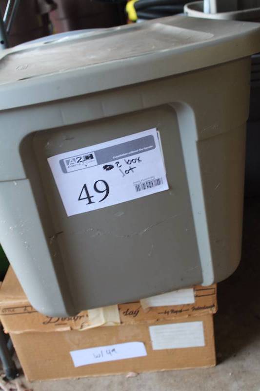 lot 49 image: Lot of (2) Boxes of Table Decorations, And More