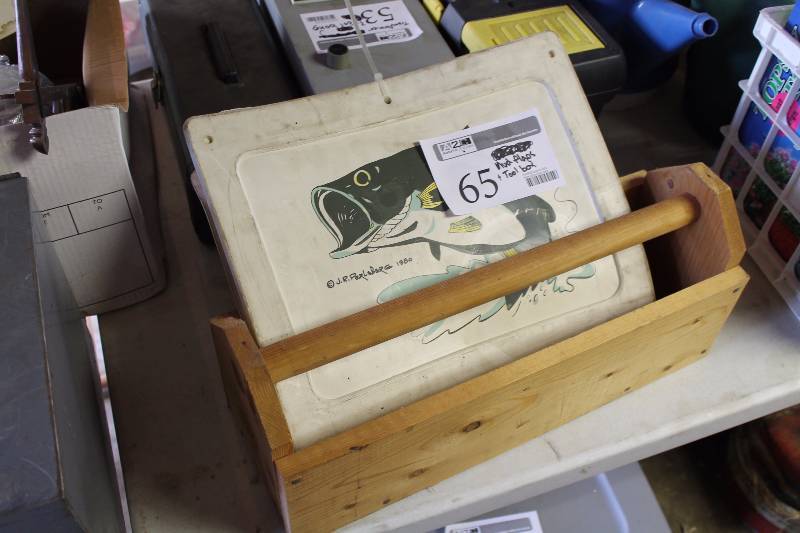lot 65 image: Mud Guards, Wood Tool Box