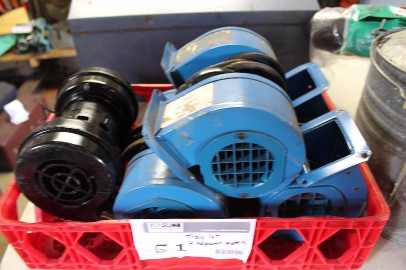 lot 51 image: Lot of (4) Dayton Blower Motors