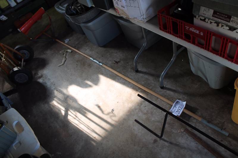 lot 202 image: Paint Extension Roller