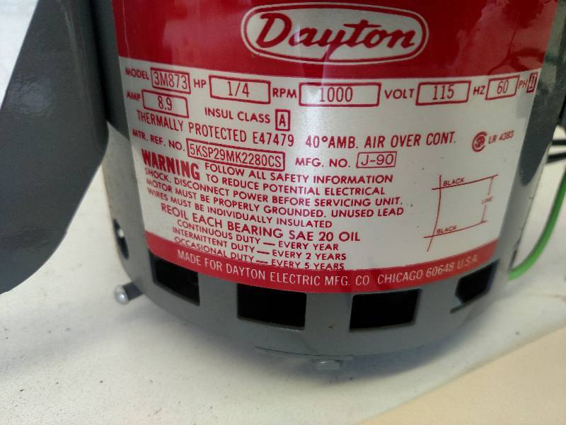 lot 17 image: Dayton 14 hp. Torsion Flex Blower ...