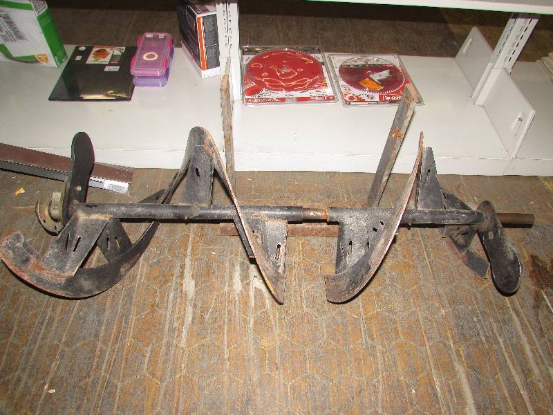 SNOW PUSHER AUGER AND SMALL STEEL BRACKET
