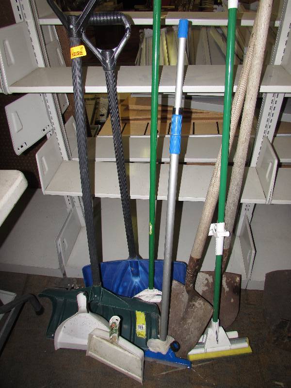 SHOVELS, BROOM, MOP, DUST PAN