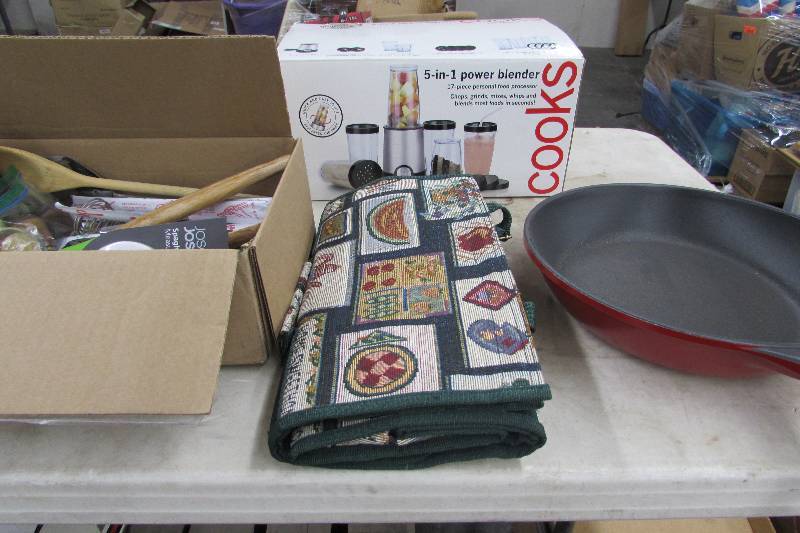 KITCHEN ITEMS
