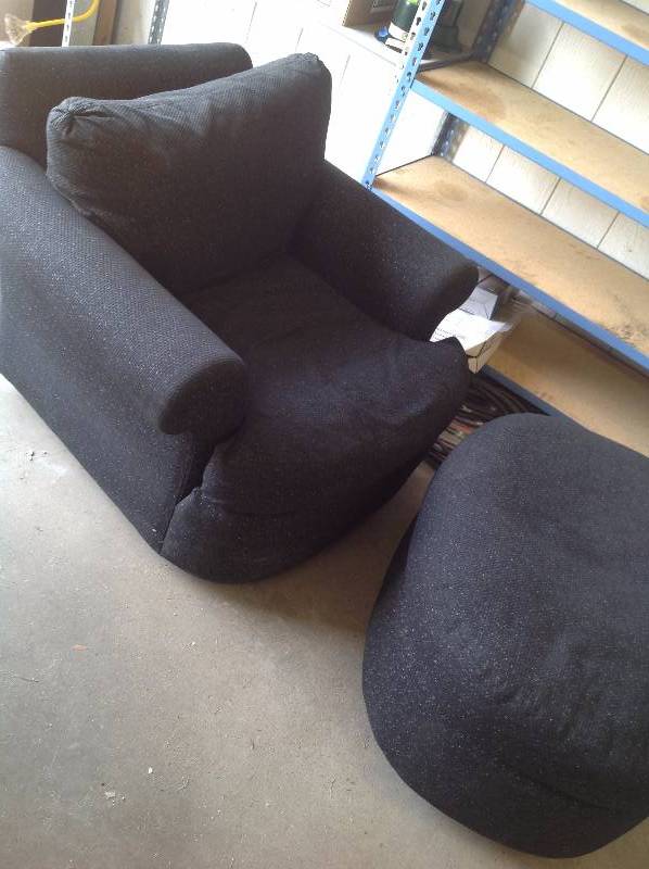 lot 32 image: Chair and Ottoman