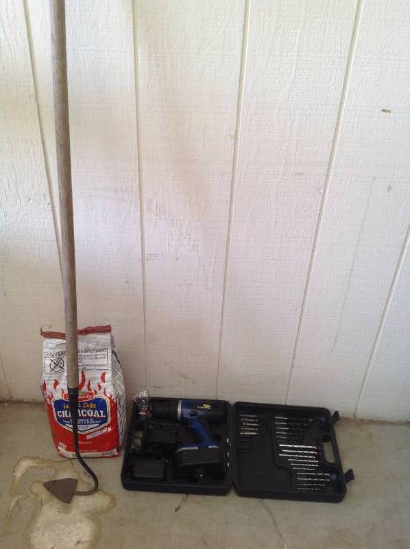 lot 48 image: GTV Cordless drill