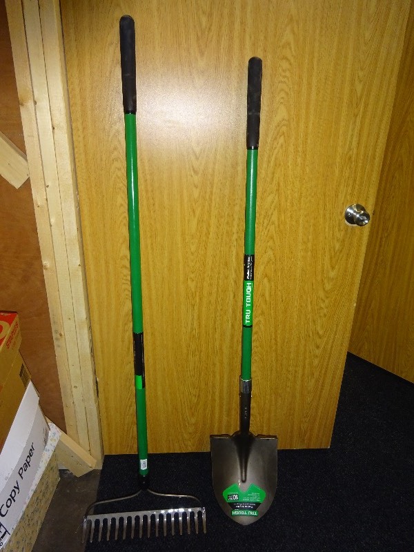 Tru tough spade and rack