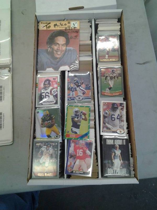 2,500 Football Cards