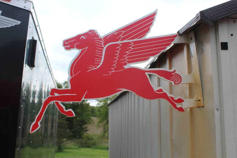 lot 13 image: Mobil Oil Horse Metal Sign