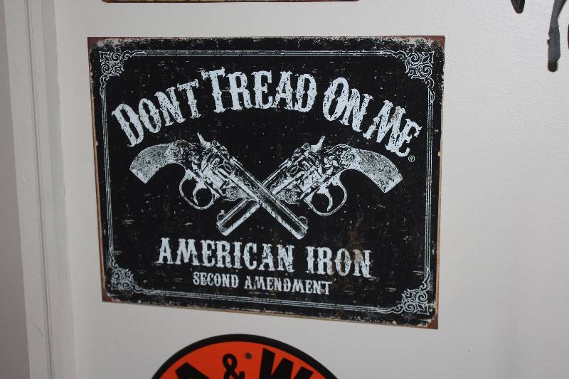 lot 32 image: Dont Tread On Me American Iron Metal Sign