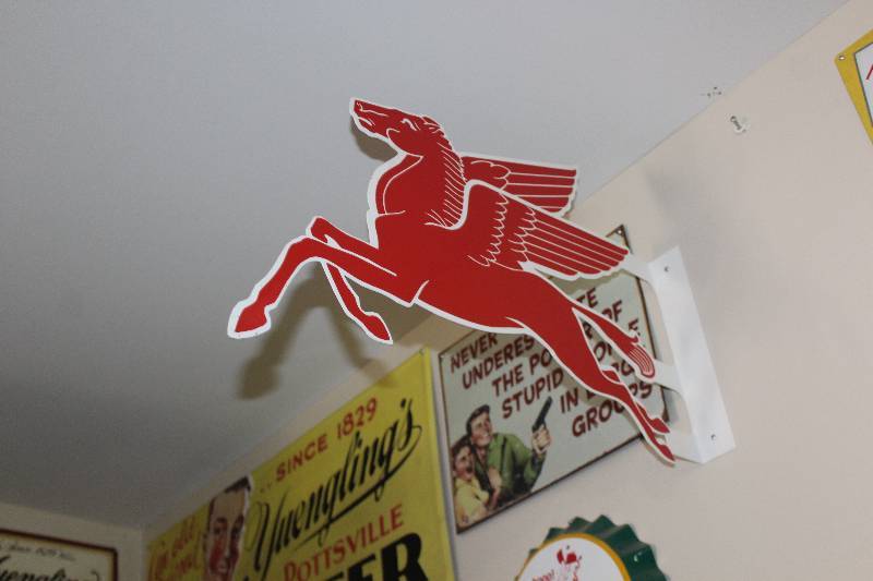 lot 63 image: Mobil Oil Flying Horse Metal Sign