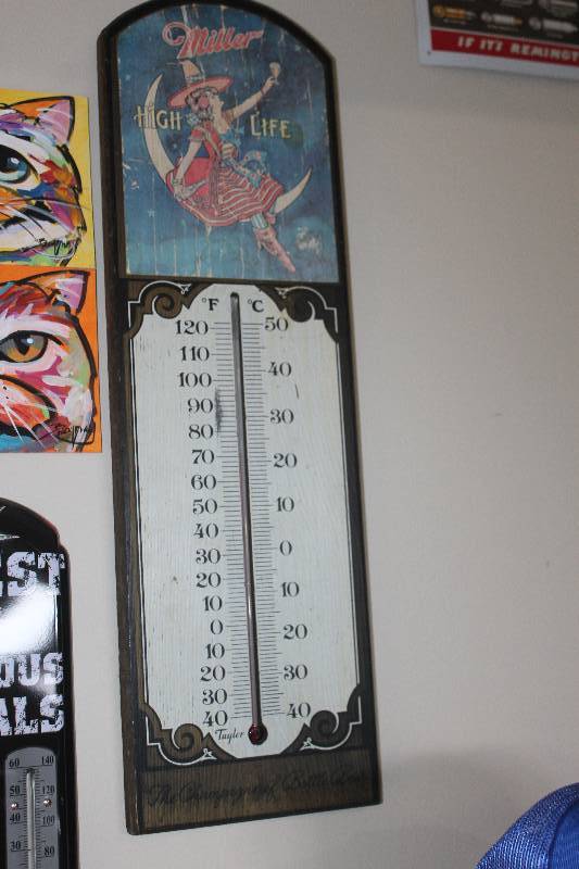 lot 103 image: Miller High Life Wood Wall Thermometer