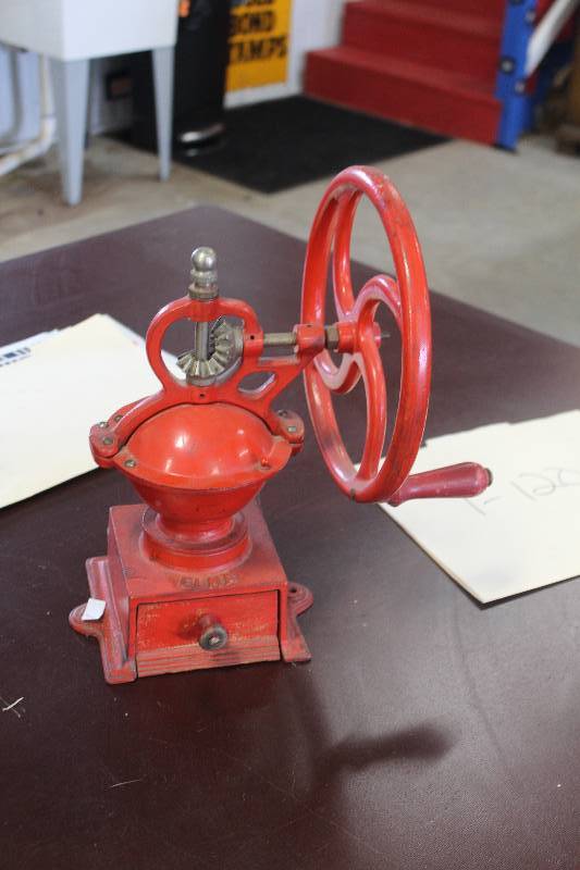 lot 143 image: Coffee Grinder