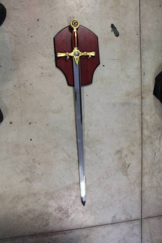 lot 256 image: Red Handle Sword w Wall-Mount Holder