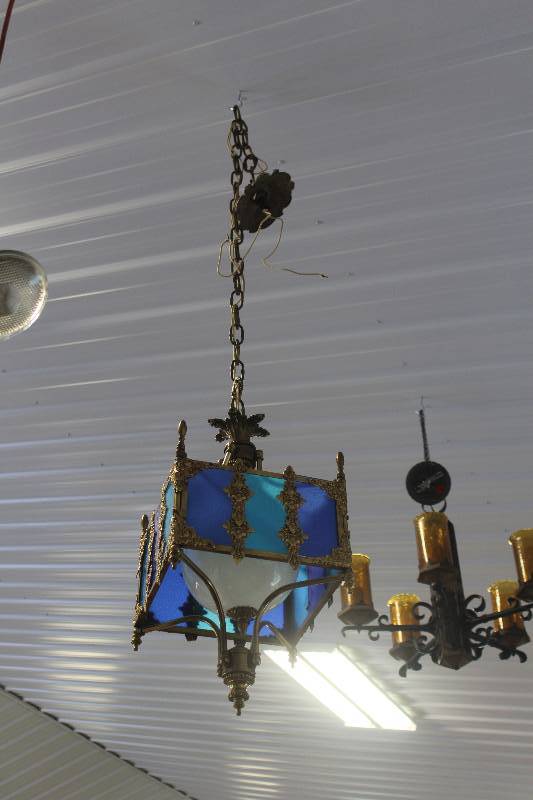 lot 274 image: Blue & Purple Chandelier