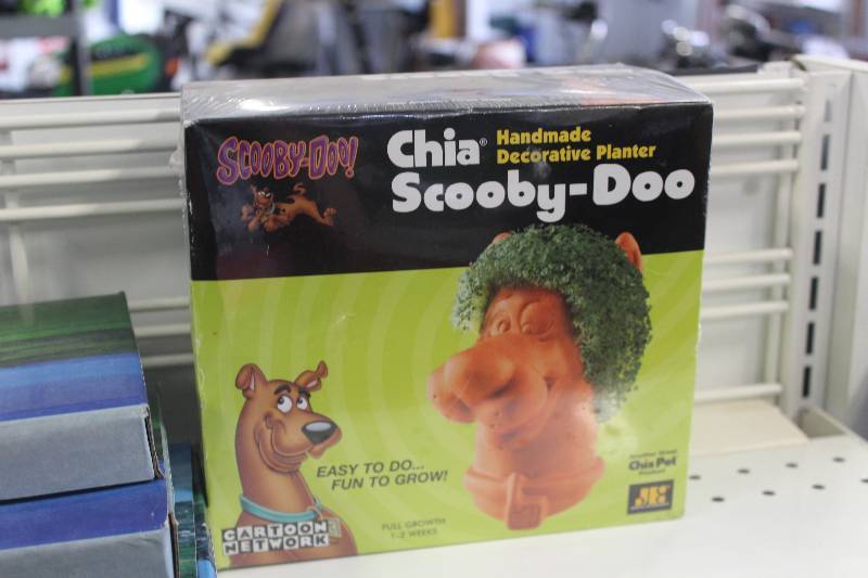 lot 228 image: Scooby Doo Cia Pet