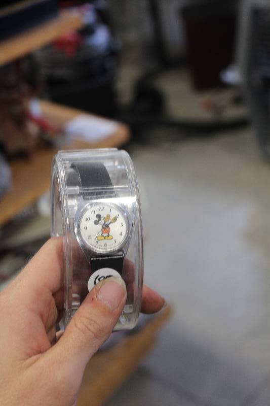 lot 291 image: Mickey Mouse Wrist Watch