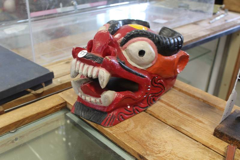 lot 293 image: Devil Head Statue