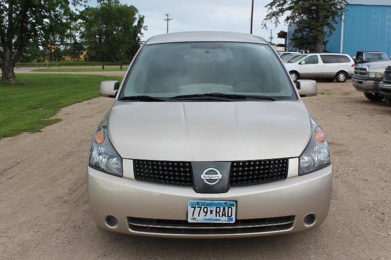 lot 1731 image: 2004 Nissan Quest NICE VAN