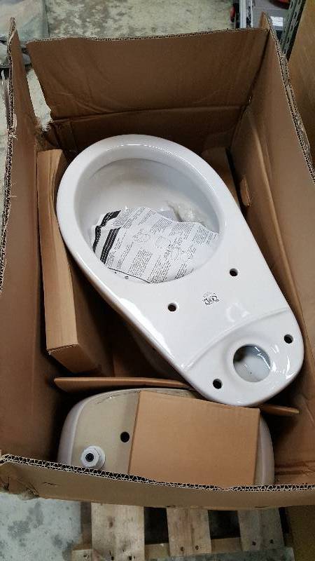 Cascadian Round Toilet