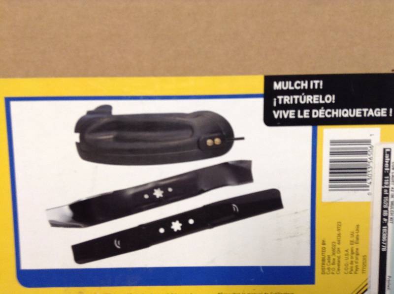 Cub Cadet (42) Mulch Kit  19A70041100 open box never used