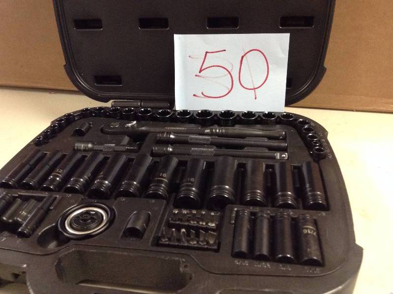 Husky 60 Pc Universal Mechanics Tool Set