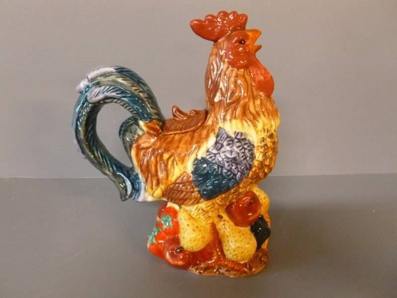 lot 37 image: Chicken Pitcher