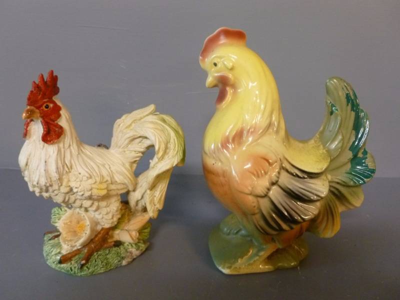 lot 40 image: Chicken Decoration