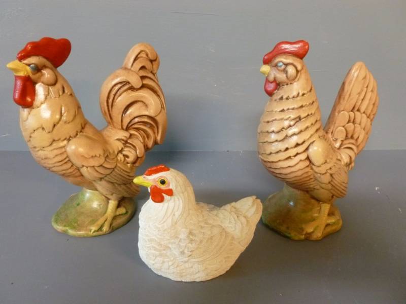 lot 42 image: Chicken Decoration