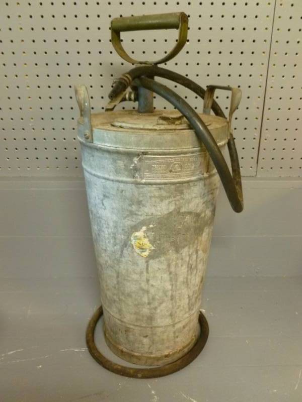 lot 53 image: Vintage Fire Extinguisher