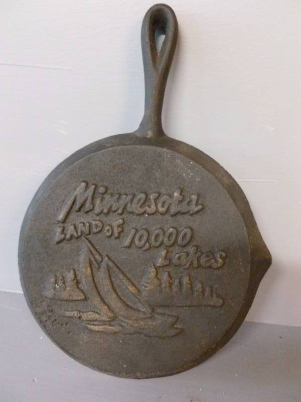lot 74 image: Cast Iron Pan