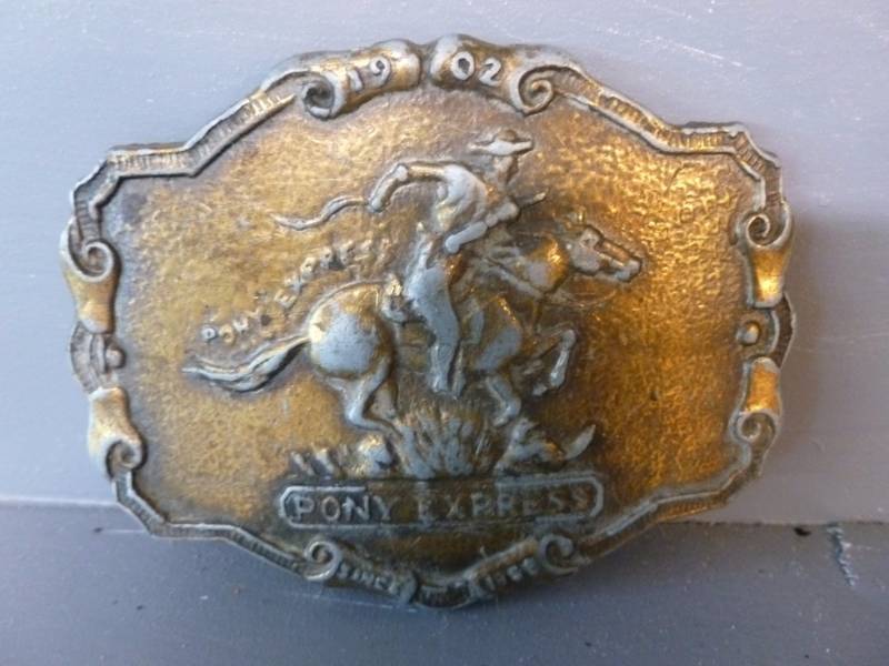 lot 85 image: Belt Buckle