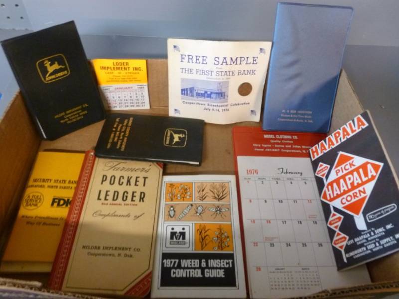 lot 89 image: Farm Themed Items
