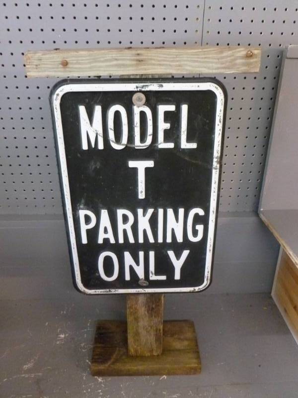 lot 126 image: Sign