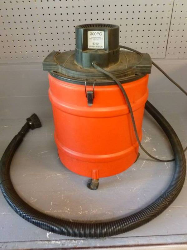 lot 155 image: Shop Vac