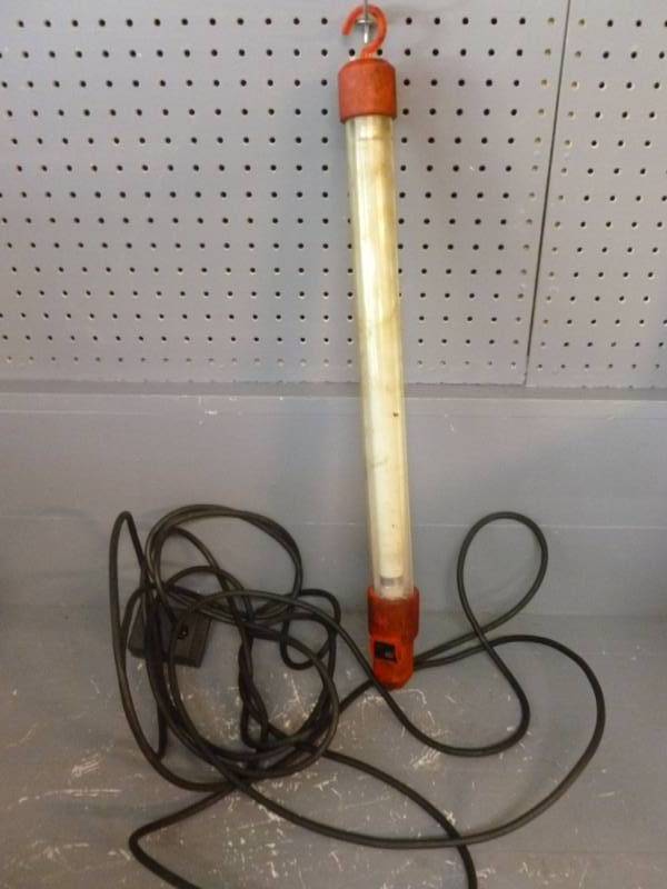 lot 172 image: Shop Light