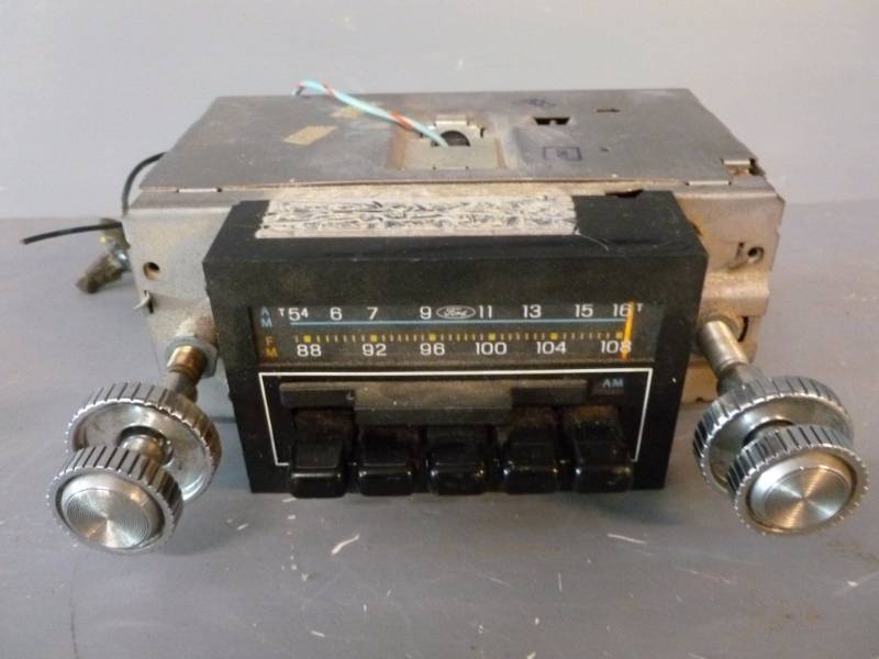 lot 173 image: Car Radio