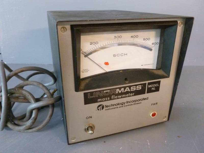 lot 180 image: Vintage Electronics