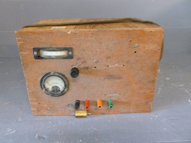 lot 183 image: Vintage Electronics