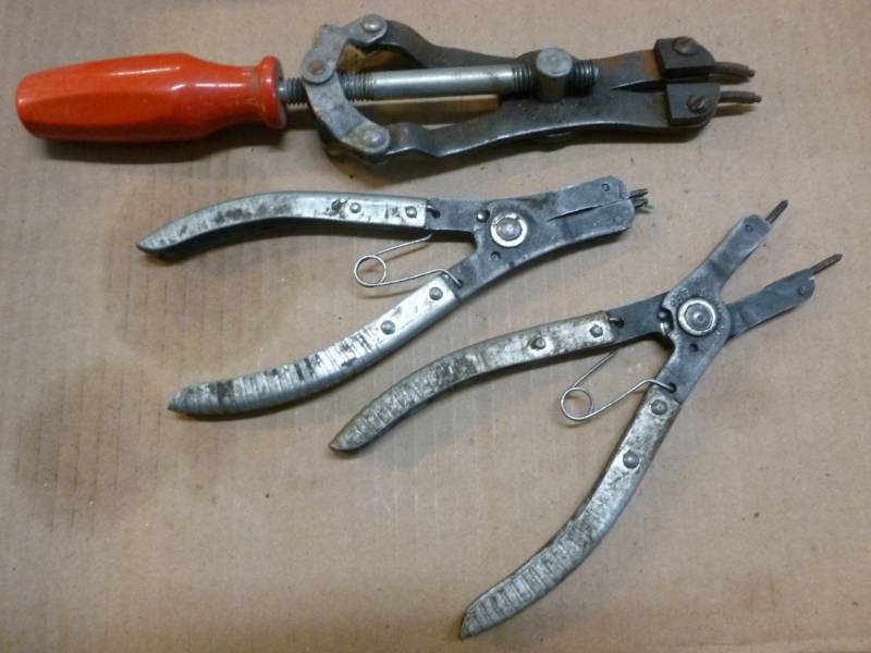 lot 207 image: Tools