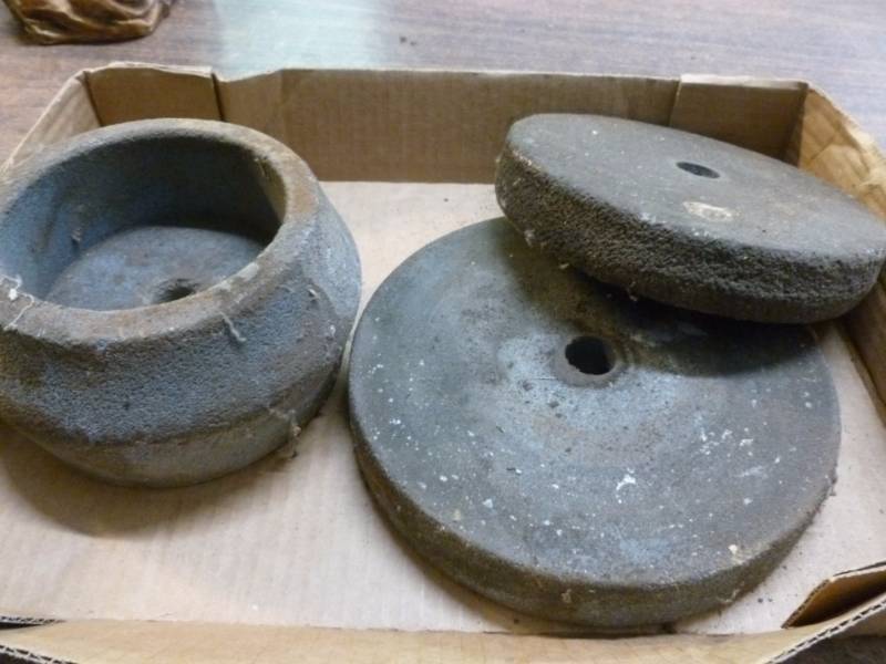 lot 212 image: Grinding Wheels