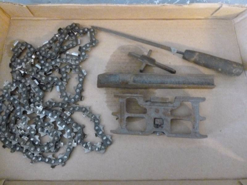 lot 218 image: Vintage Tools
